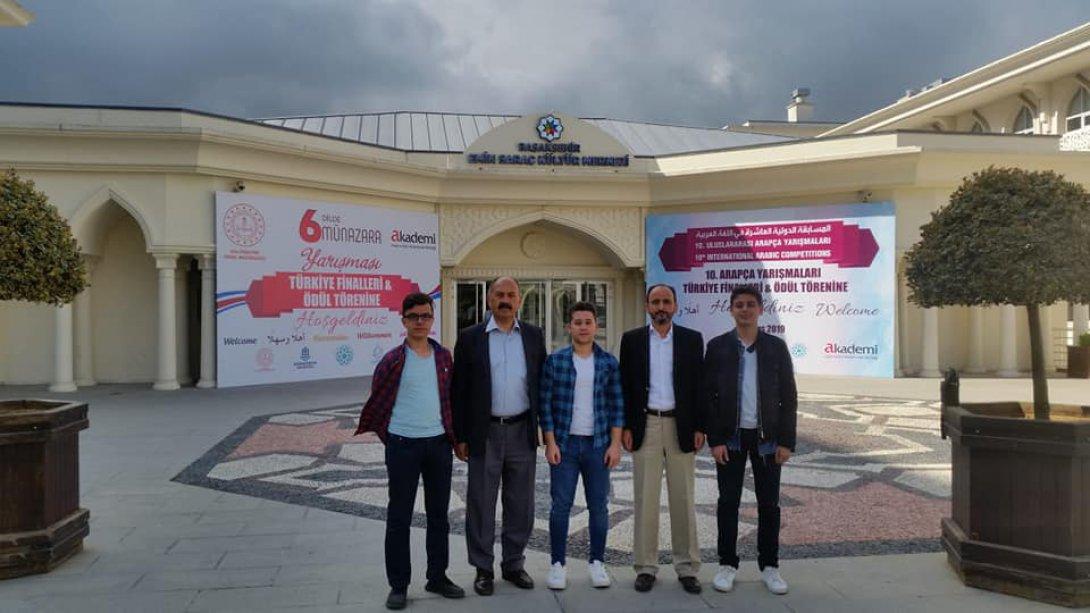 İstanbul Başakşehirde Yapılacak olan 6 Dilde Münazara Yarışması